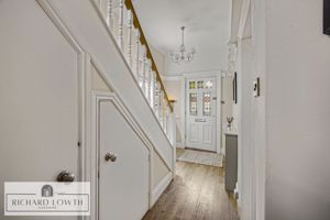 Entrance Hallway- click for photo gallery